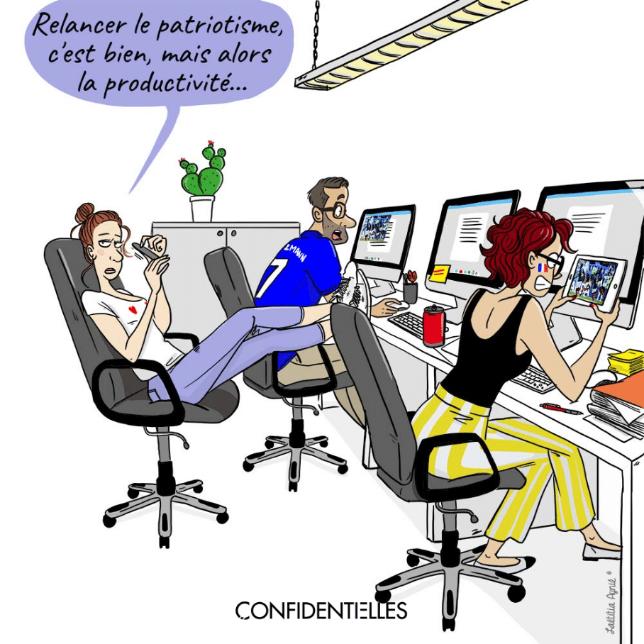 femme dans un open space travail