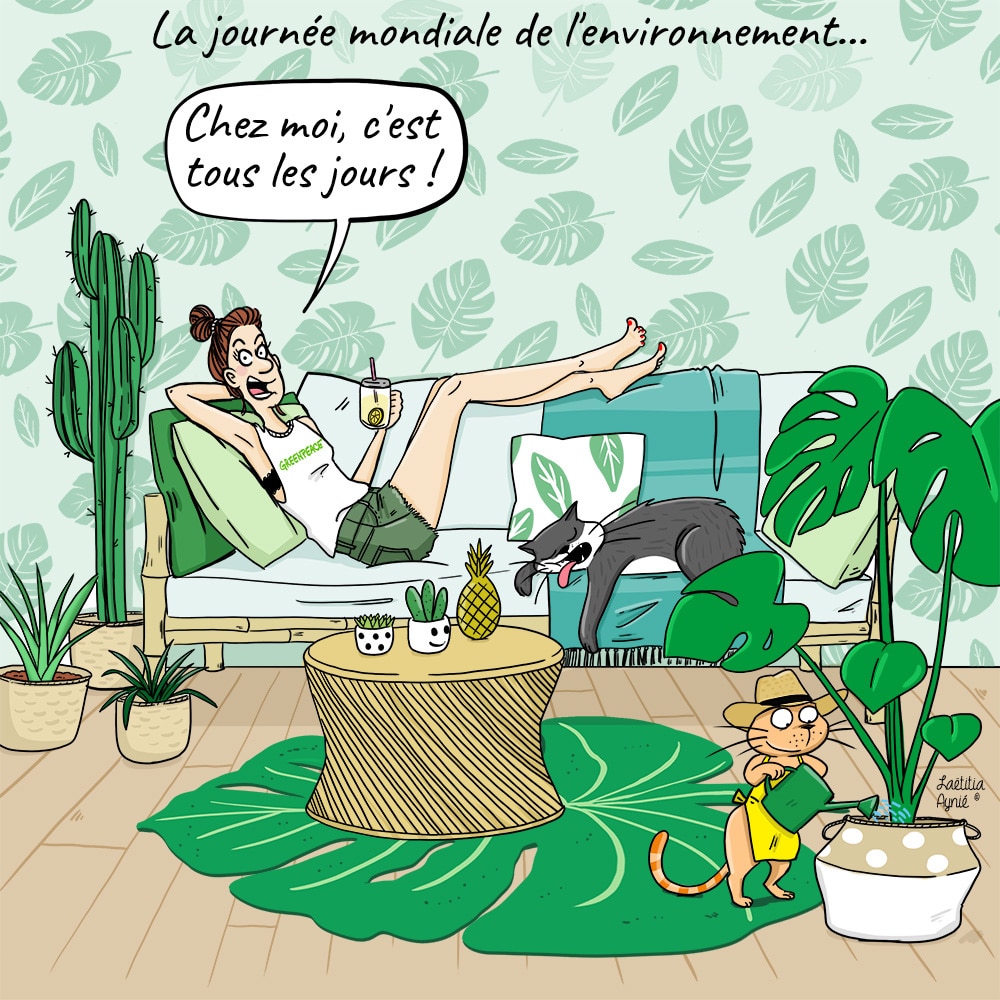 femmes dans son salon avec ces chats et des plantes vertes